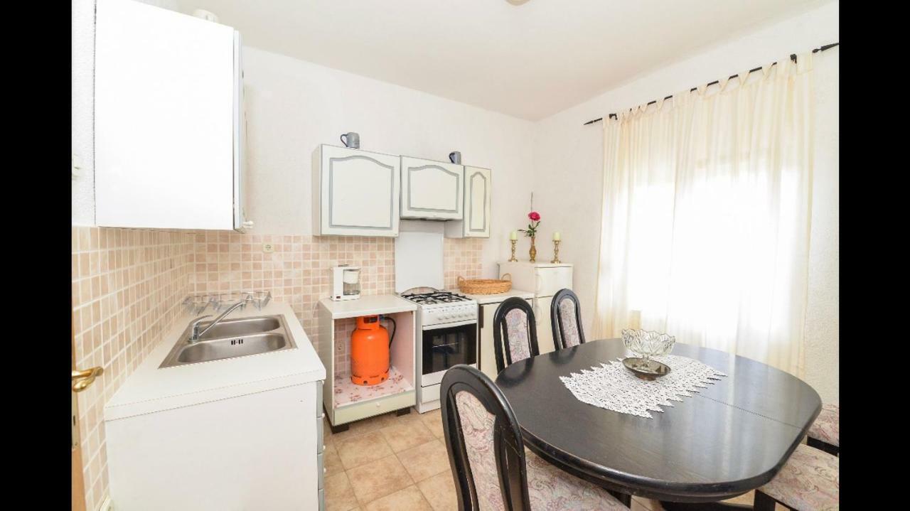 Ceprljanda Ugljan Apartment Luaran gambar